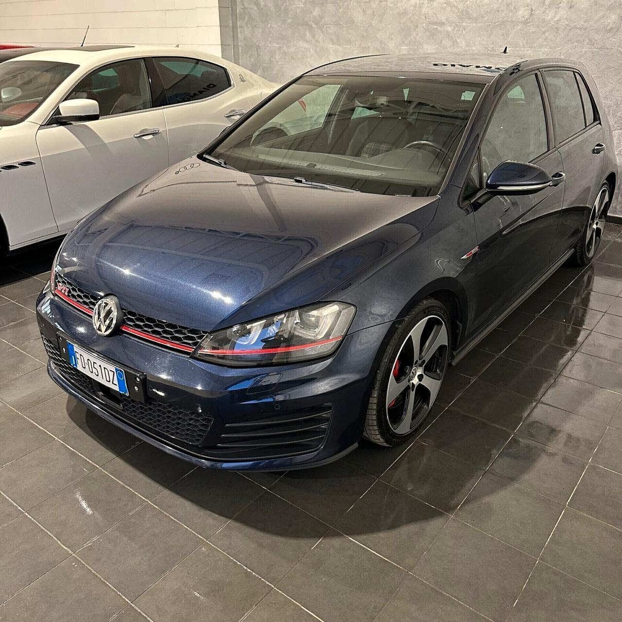 Volkswagen Golf GTI Golf GTI Performance 2.0 TSI DSG 5p. BlueMotion Technology