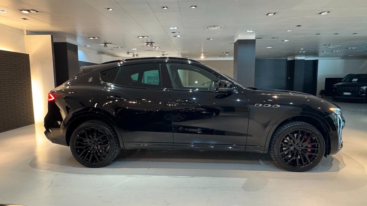 Maserati Levante V6 430cv AWD Gransport - 2019