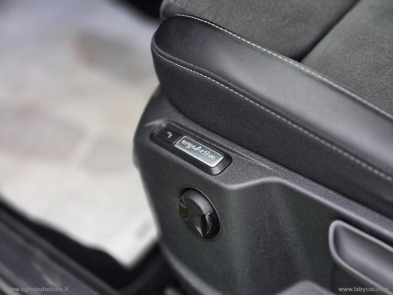 VOLKSWAGEN T-Roc 2.0 TDI SCR R-Line