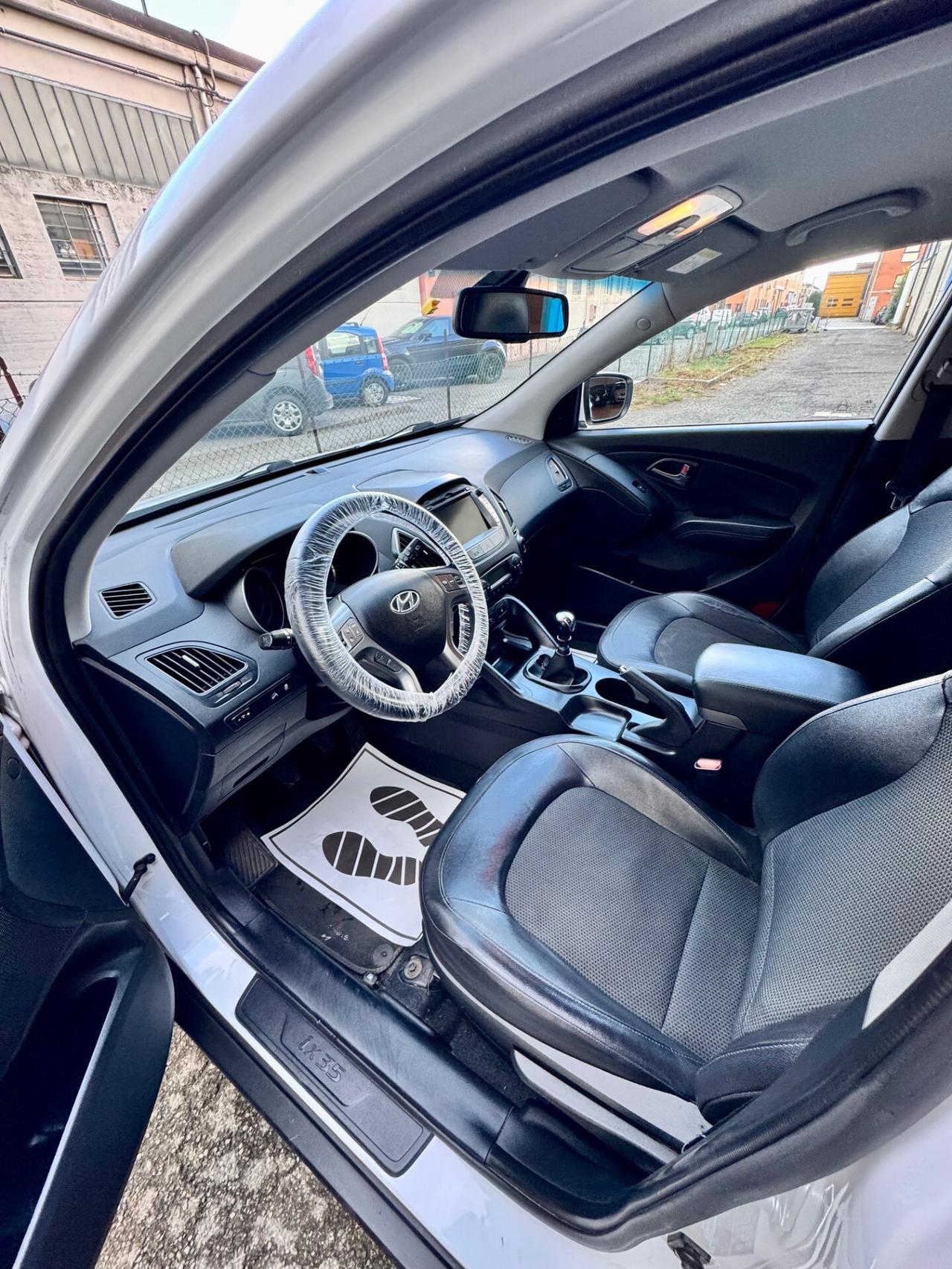 Hyundai iX35 1.7 CRDi 2WD Xpossible