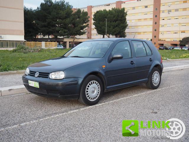 VOLKSWAGEN Golf 1.4 16V cat 5 porte