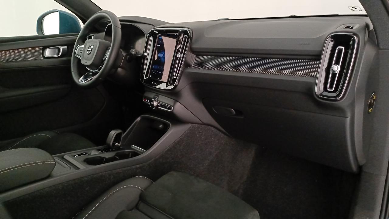 VOLVO XC40 2.0 b3 Core auto