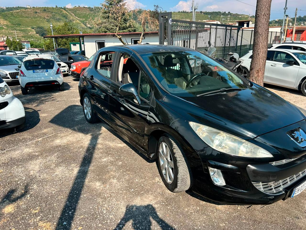 Peugeot 308 1.6 VTi 120CV 5p. Active
