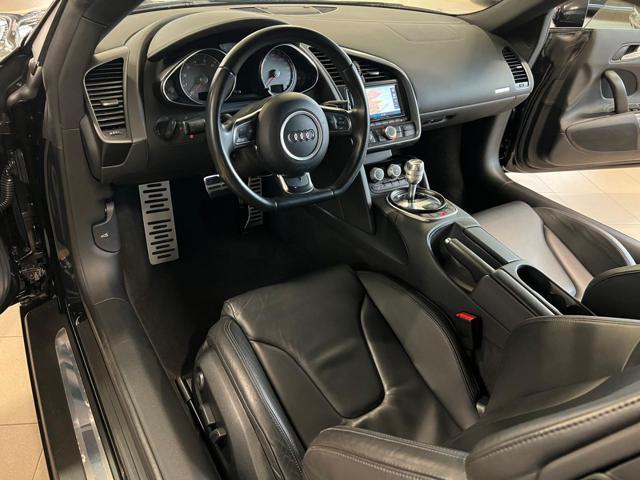 AUDI R8 Coupè 4.2 V8 quattro r-tronic FULL FULL SERVICE !