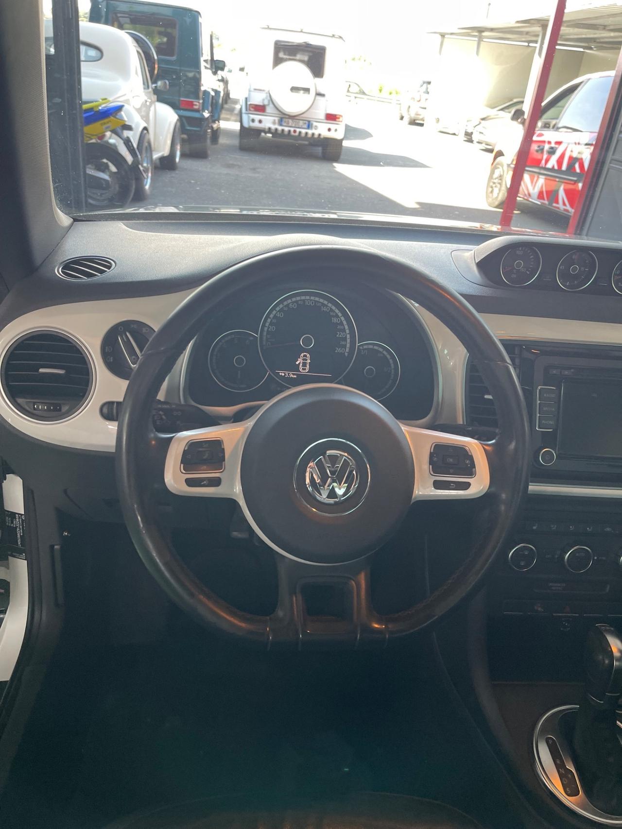 Volkswagen Maggiolino 1.6 TDI DSG Tetto Pelle PERMUTE RATE