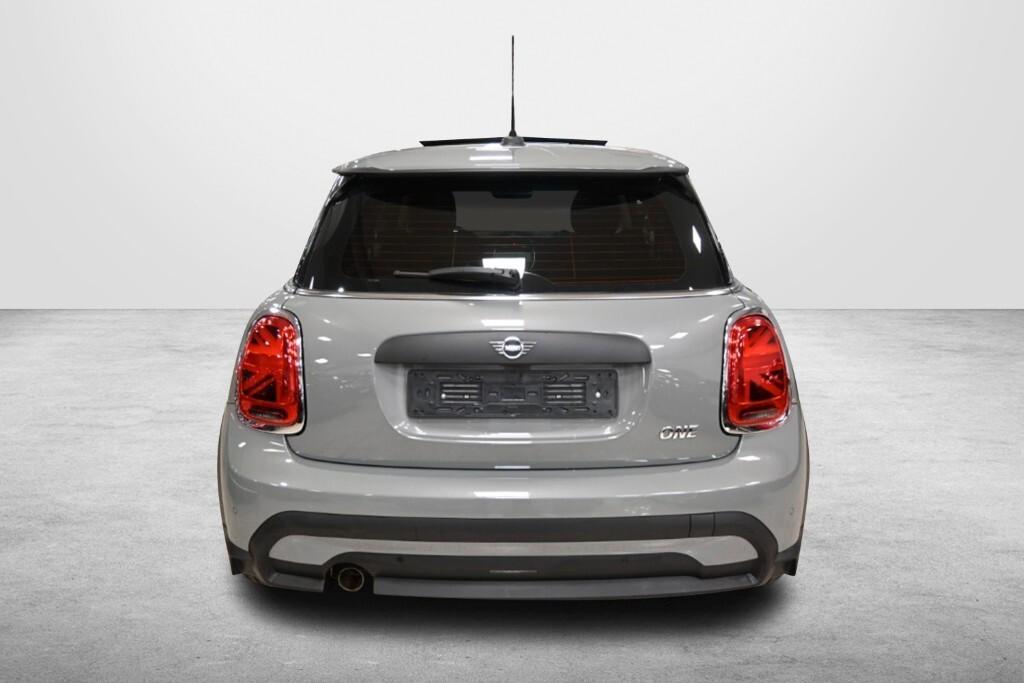 MINI ONE COOPER 1.5 136CV 6M. CAMDEN EDITION ( FARI LED - COCKPIT - AMBIENT LIGHTS - TETTO PANORAMICO APR. - PELLE - NAVI - CARPLAY - SENSORI POST. )