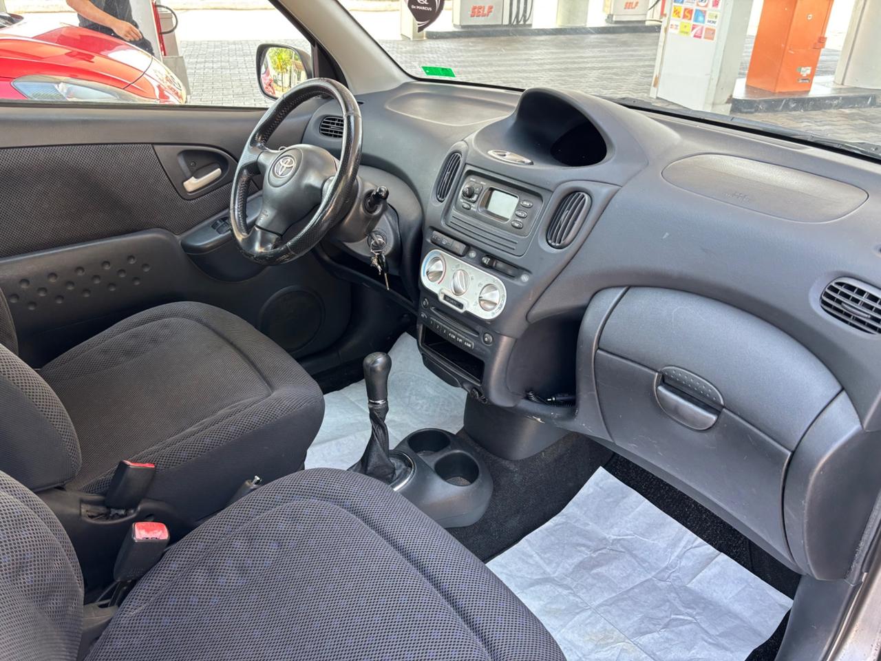 Toyota Yaris Verso 1.3i 16V cat Luna '03