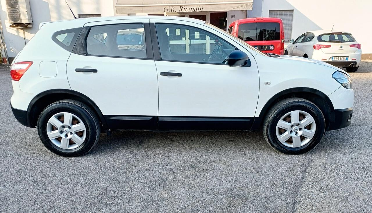Nissan Qashqai 1.5 dCi DPF Tekna