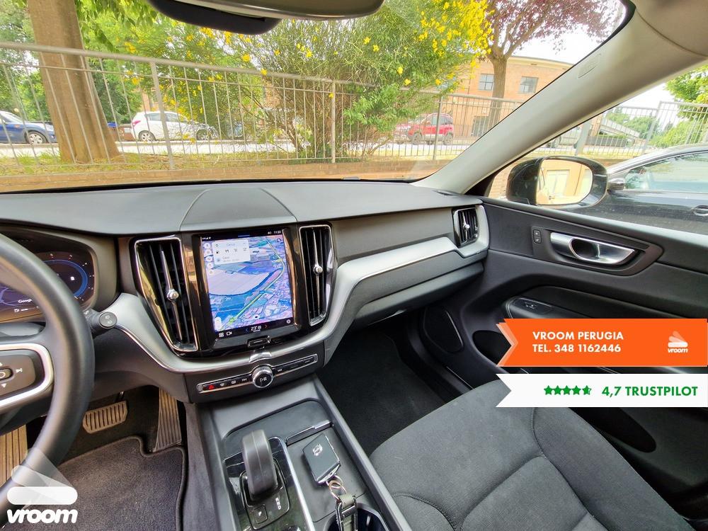 VOLVO XC60 B4 2022 2.0D 197CV HIBRID Plus Dark