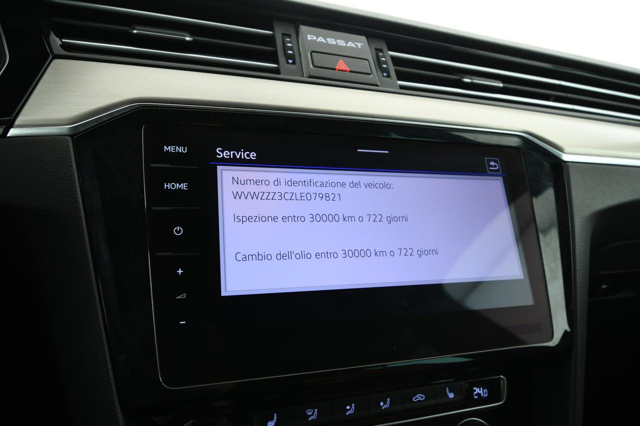 VOLKSWAGEN Passat Variant 2.0 tdi Executive 150cv dsg PELLE+ACC+APP CONNECT