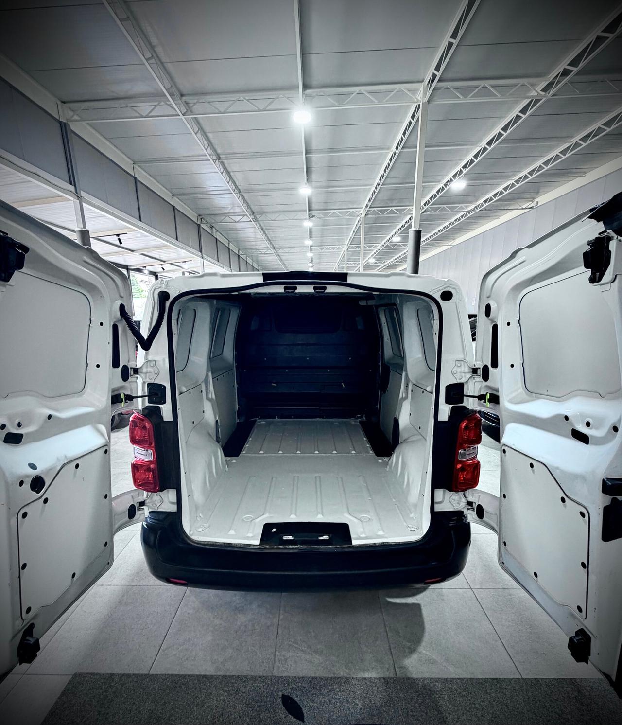 Peugeot Expert 1.5 BlueHDI 120CV N1 Iva Esposta