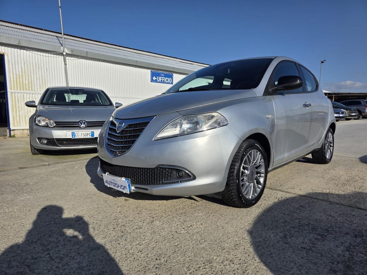 Lancia Ypsilon 1.2 69 CV 5 porte S&S Gold