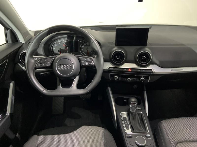 Audi Q2 30 1.6 tdi identity black s-tronic