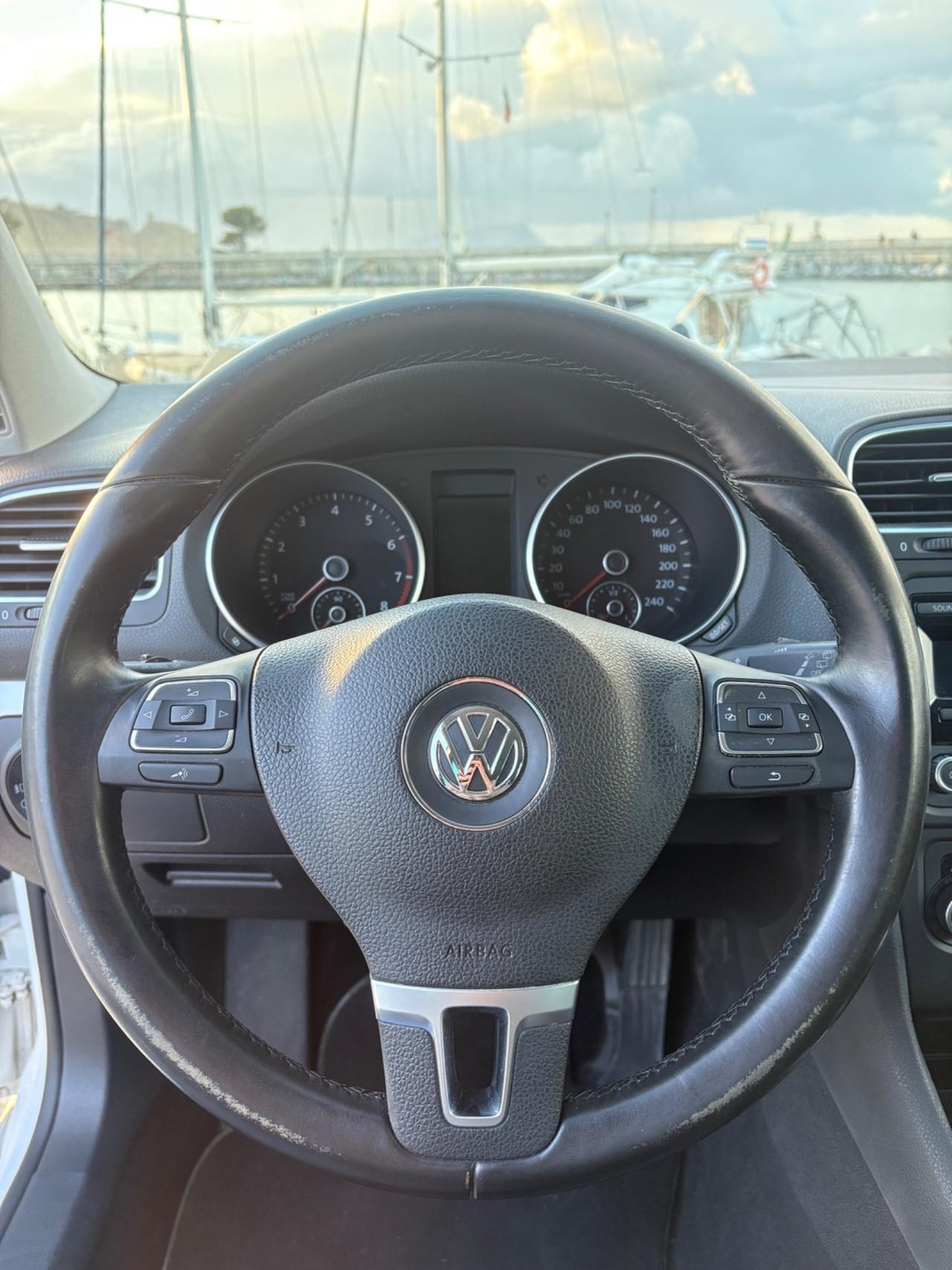 Volkswagen Golf Highline DSG Unico Proprietario