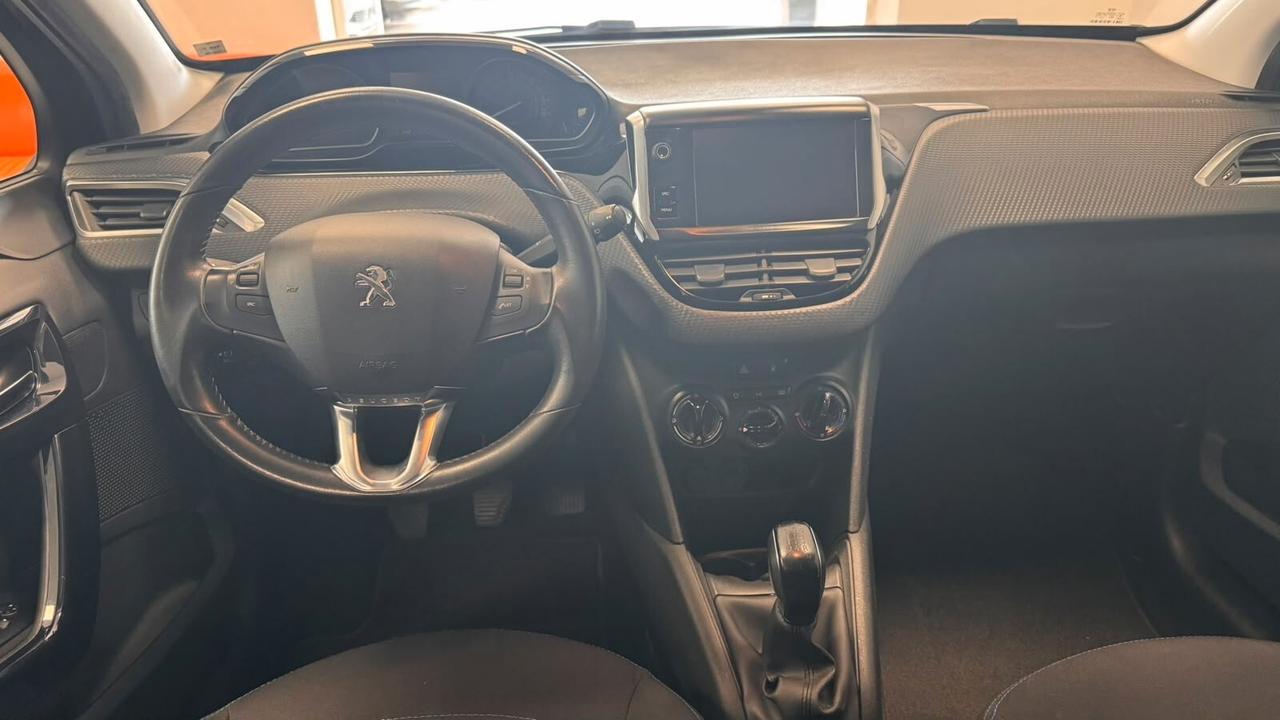 Peugeot 208 BlueHDi 100 S&S 5 porte Signature