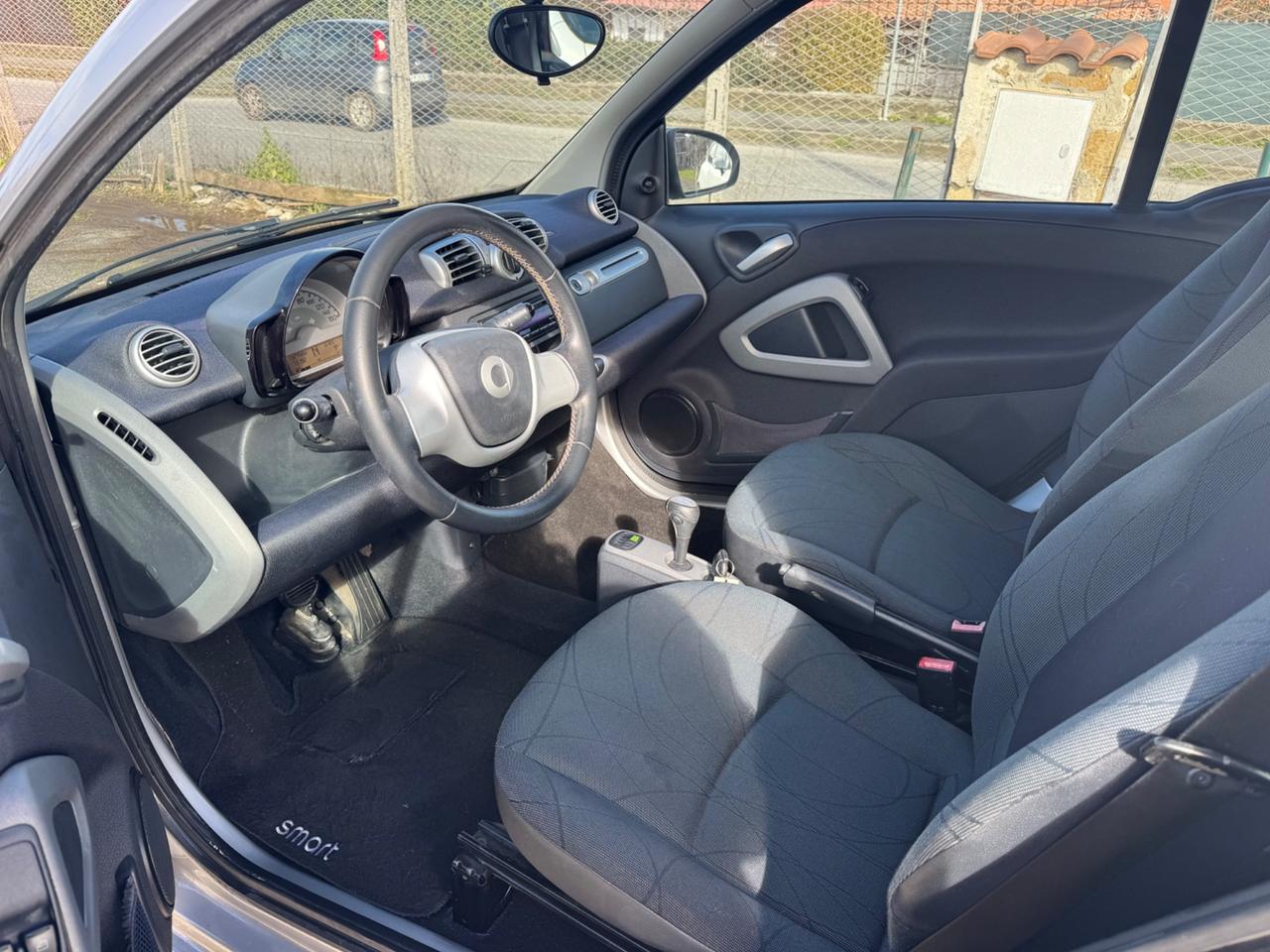 Smart ForTwo 52 kW MHD coupé Black Tailor Made