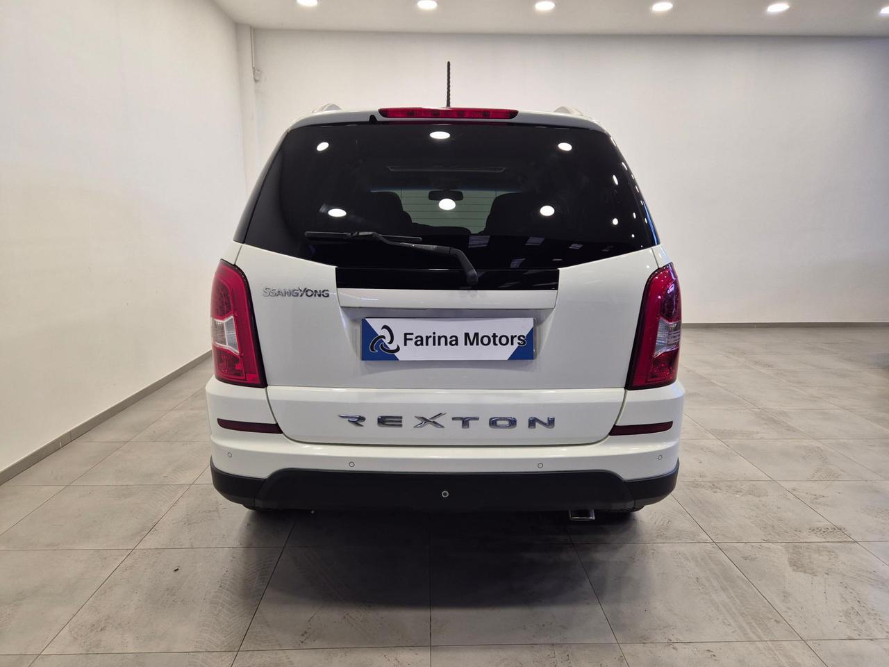 Ssangyong Rexton 2.2 d Top auto 4wd 7 POSTI - UNIPROPRIETARIO - Tetto - Cam