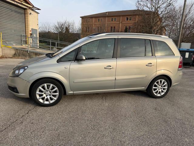 OPEL Zafira 1.9 16V 7posti CDTI 150CV senza lavoro da fare