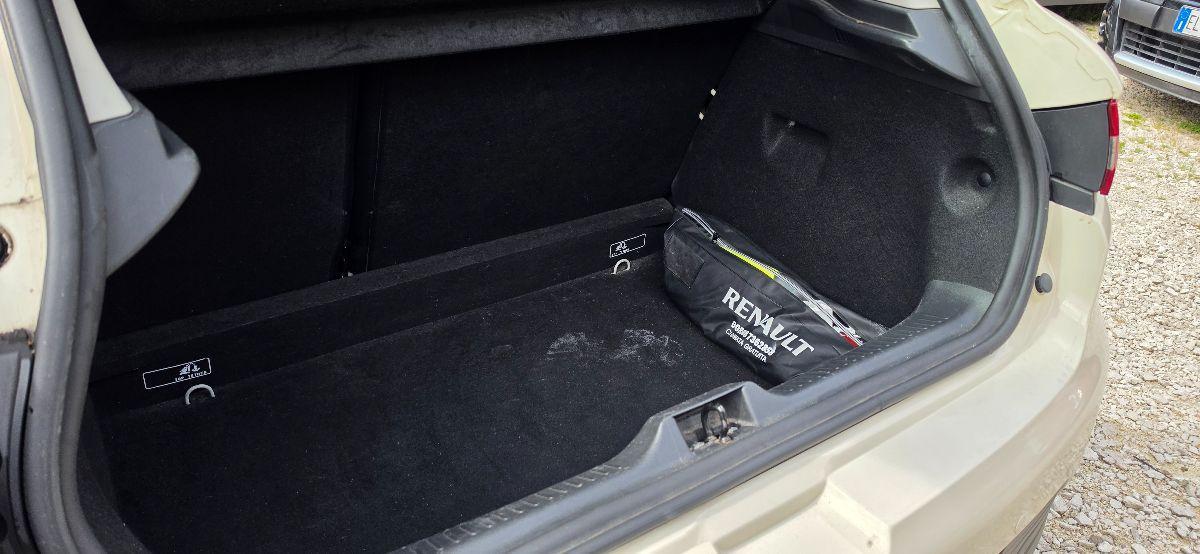 RENAULT Clio 1.2 75 CV 5p. Costume National