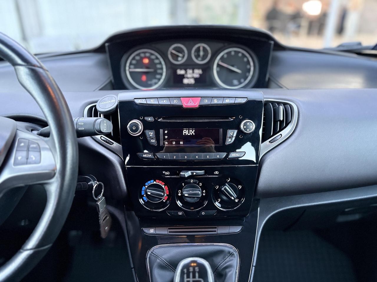 Lancia Ypsilon 1.2 Benzina 69CV E5 - 2011