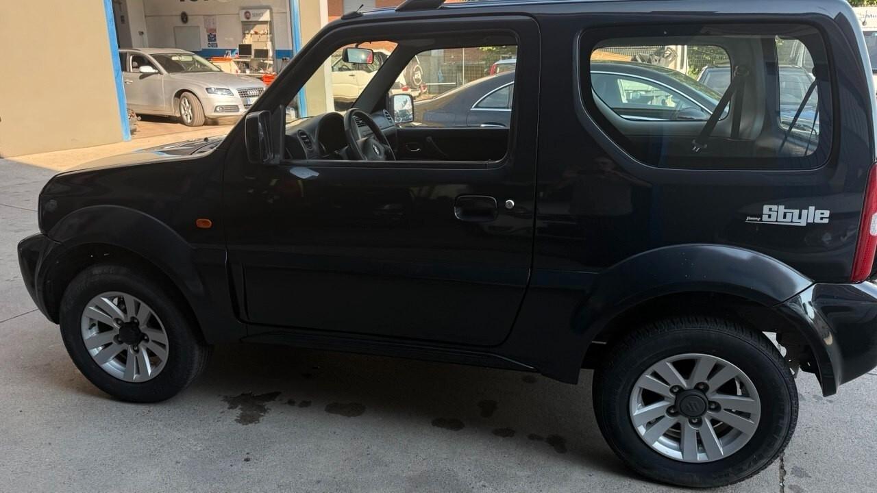 Suzuki Jimny 1.3i 16V cat 4WD Special