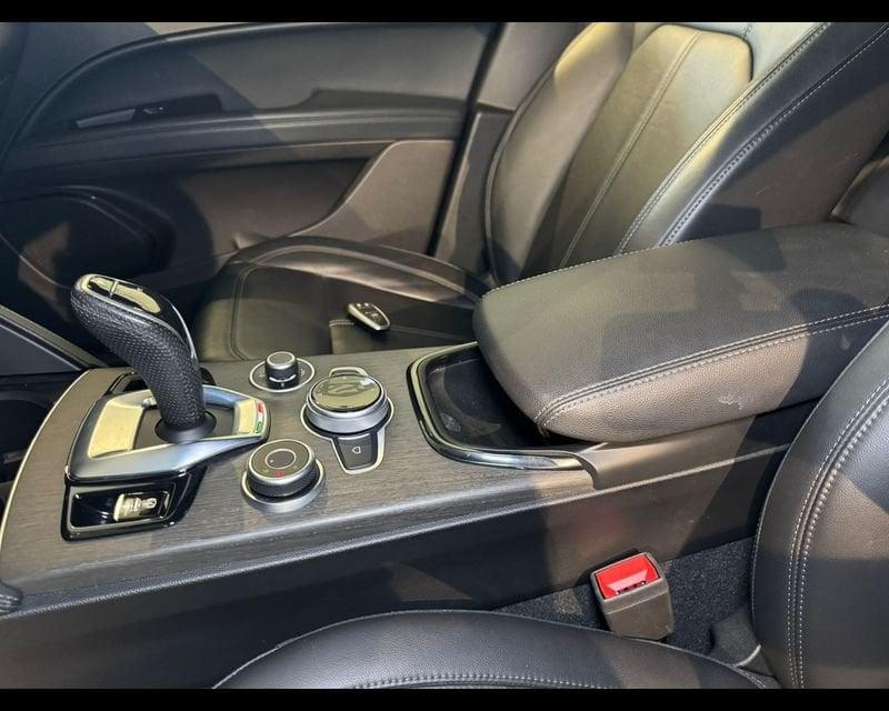 Alfa Romeo Stelvio 2.2 Turbodiesel 210 CV AT8 Q4 Ti