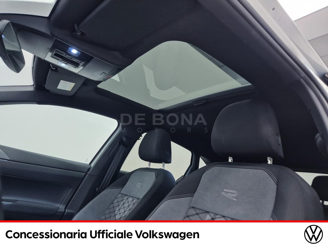 Volkswagen Taigo 1.0 tsi r-line 110cv