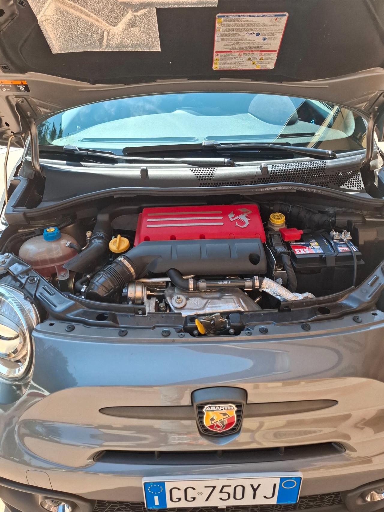 Abarth 595 1.4 Turbo T-Jet 180 CV Competizione