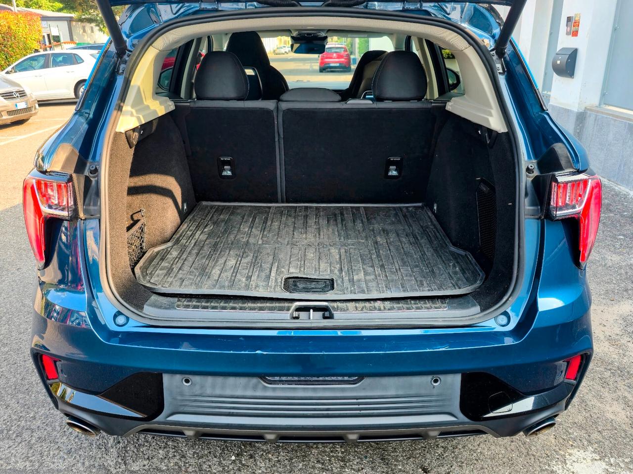 Lynk&co 01