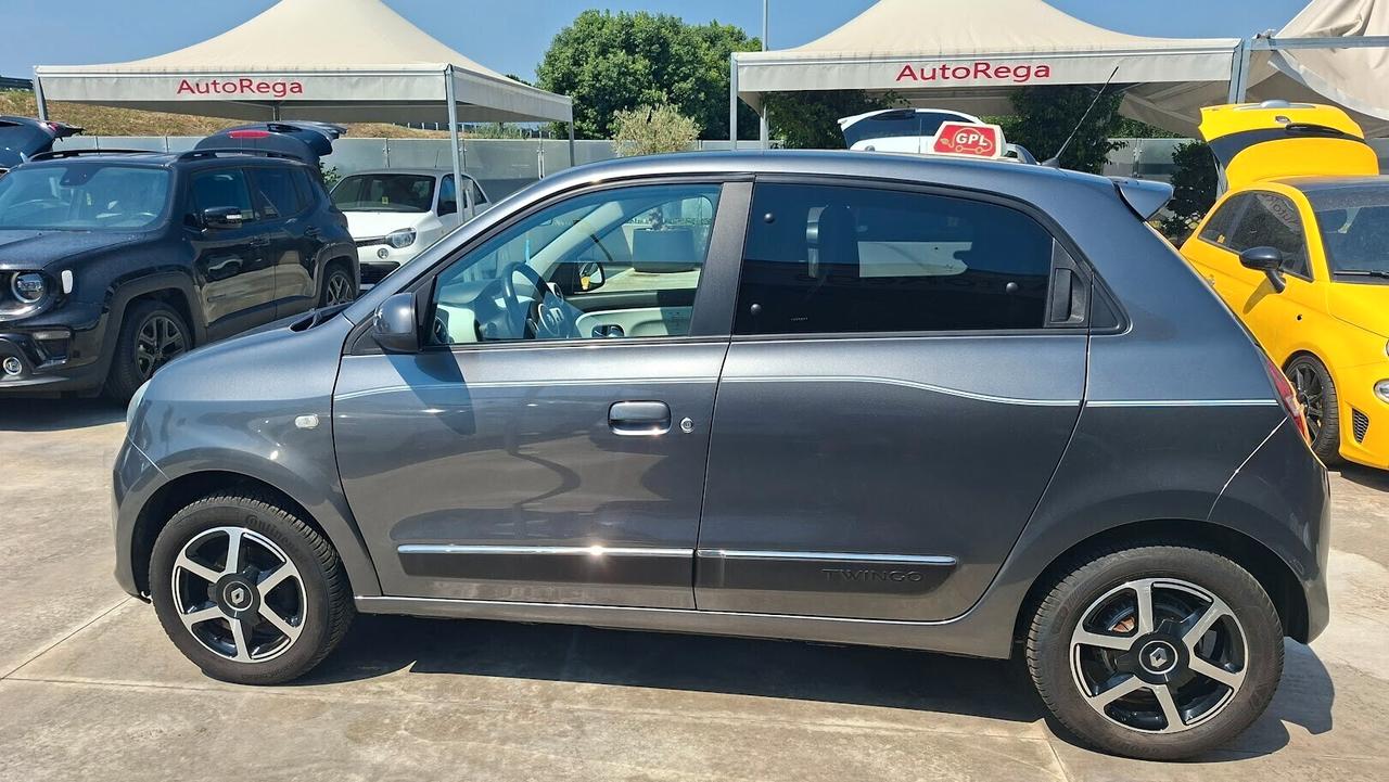 Renault Twingo TCe 90 CV EDC Intens