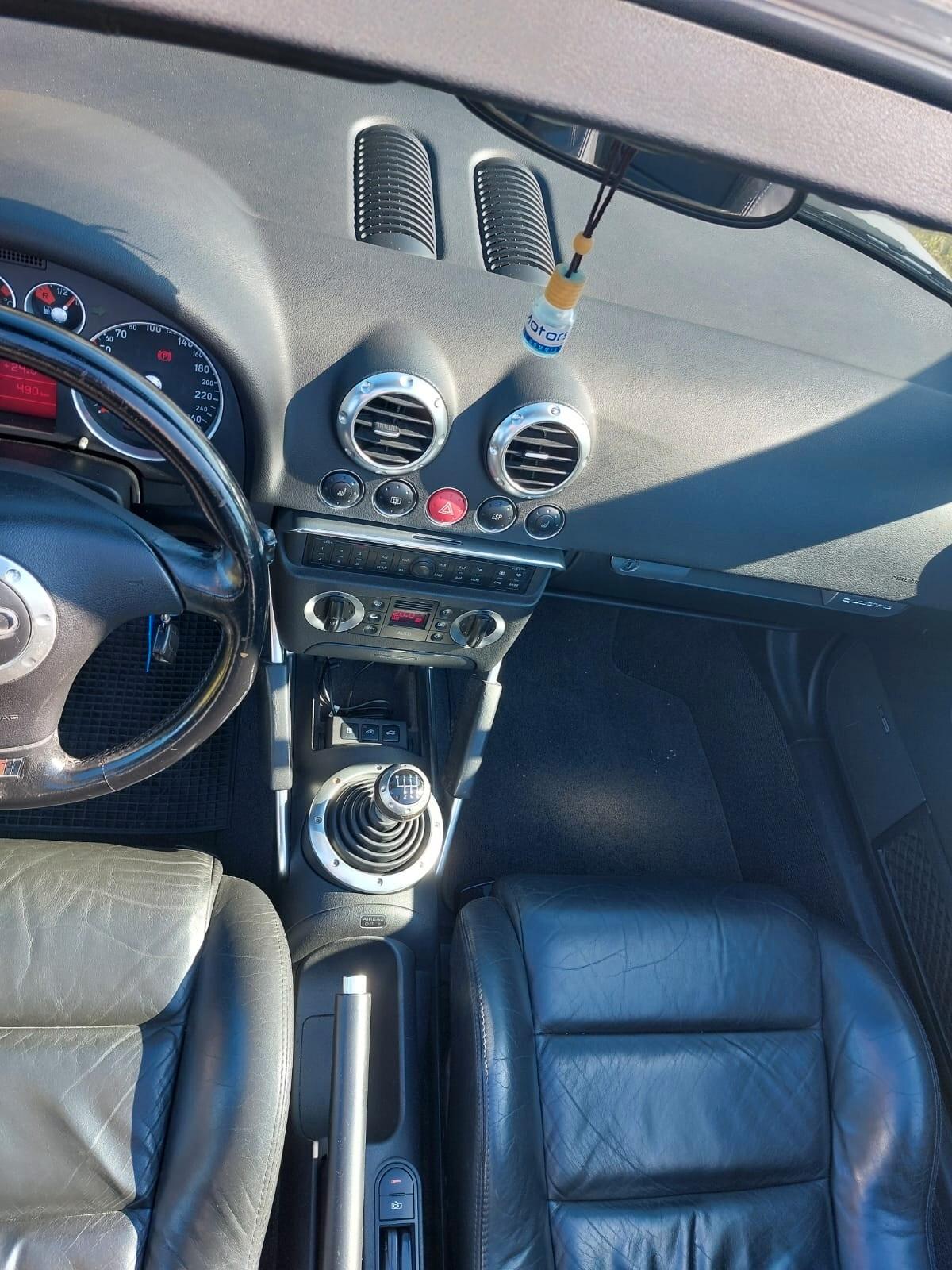 Audi TT Roadster 1.8 T 20V 225 CV cat quattro