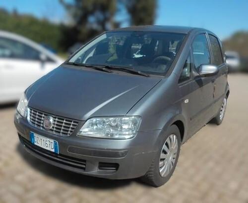 Fiat Idea 1.2 16V BlackLabel