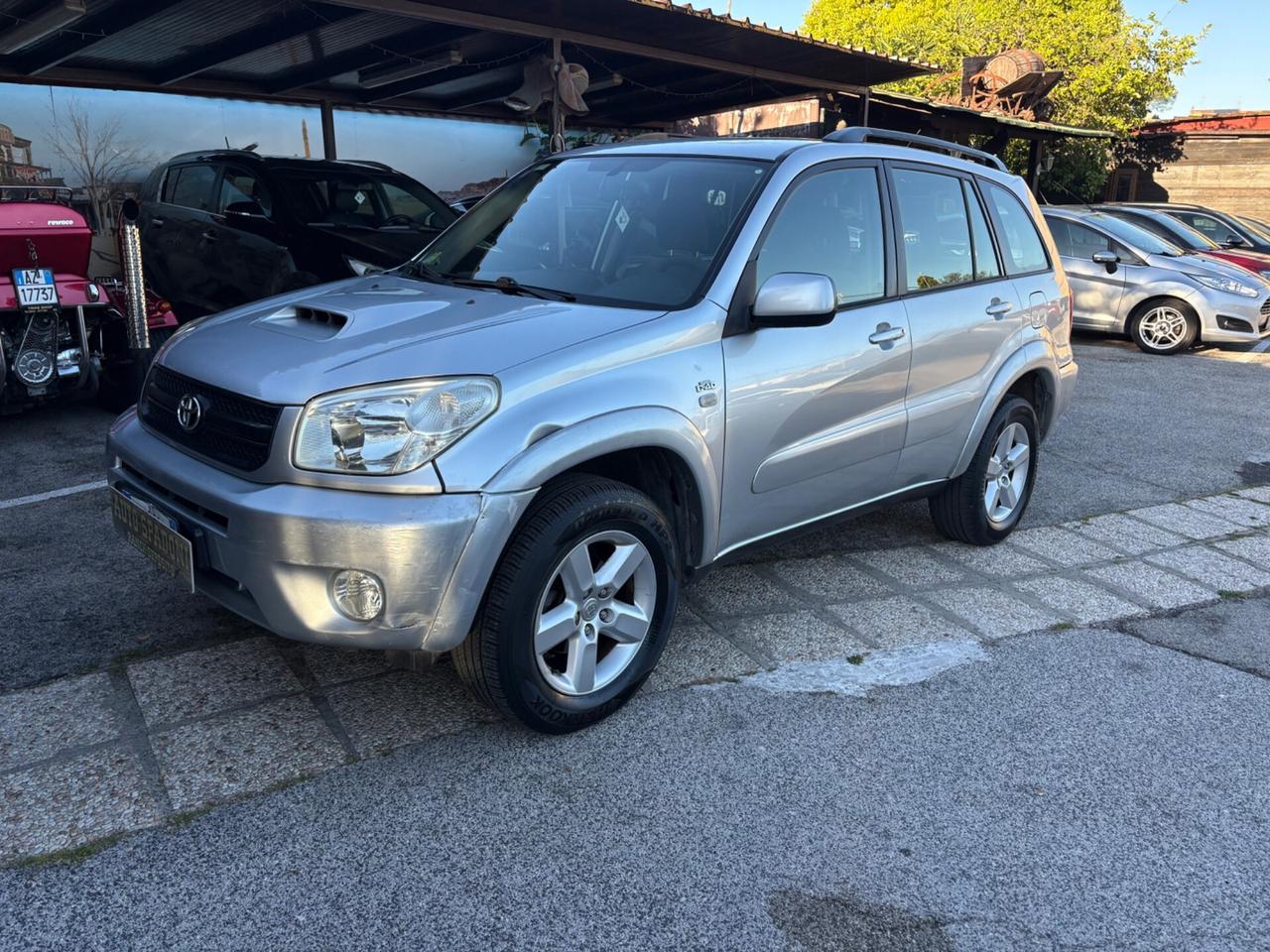 Toyota RAV 4 RAV4 2.0 Tdi D-4D cat 5 porte Sol