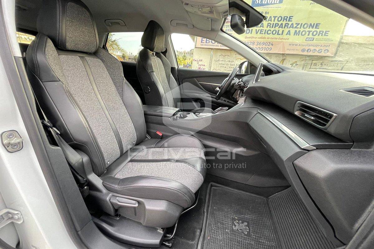 PEUGEOT 3008 BlueHDi 120 S&S EAT6 Allure