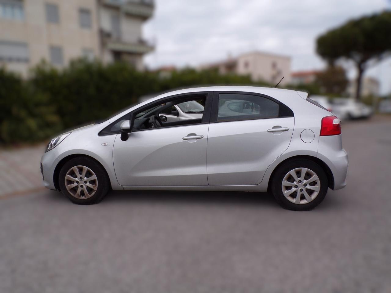 Kia Rio 1.2 CVVT 5p. Cool
