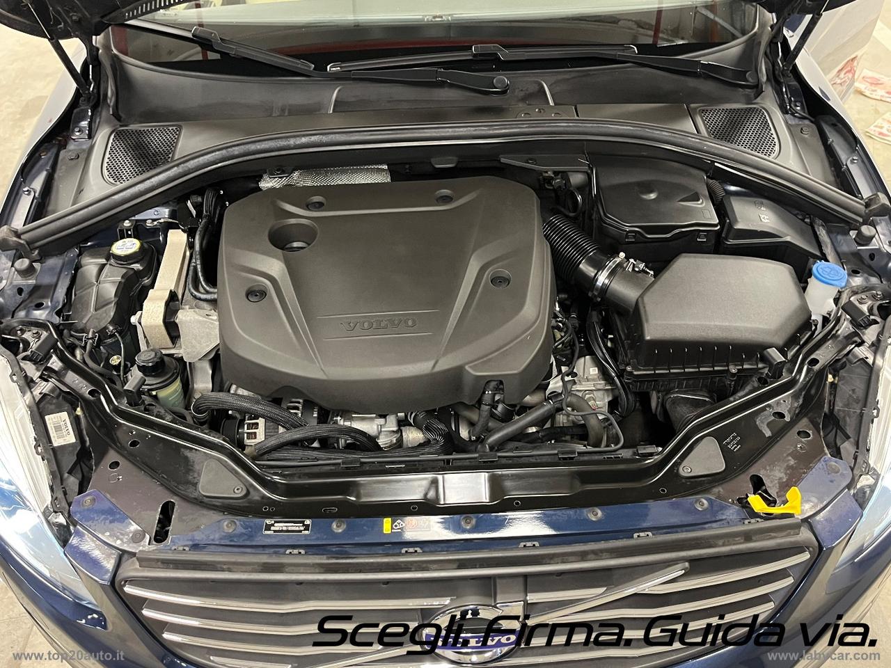 VOLVO XC60 D4 Summum|TETTO APRIBILE|PELLE|SEDILI RISC.