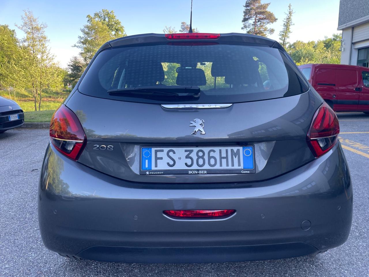 Peugeot 208 PureTech 82 5 porte Allure*solo 40000km*NAVI*NEOPATENTATI
