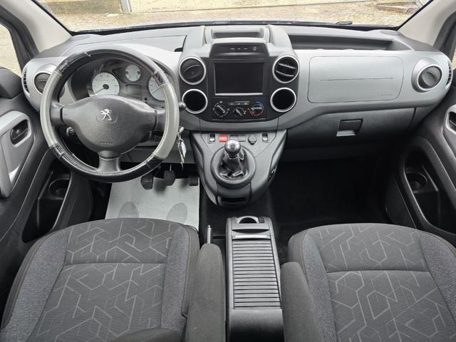 PEUGEOT Partner Tepee VTi 120 Active