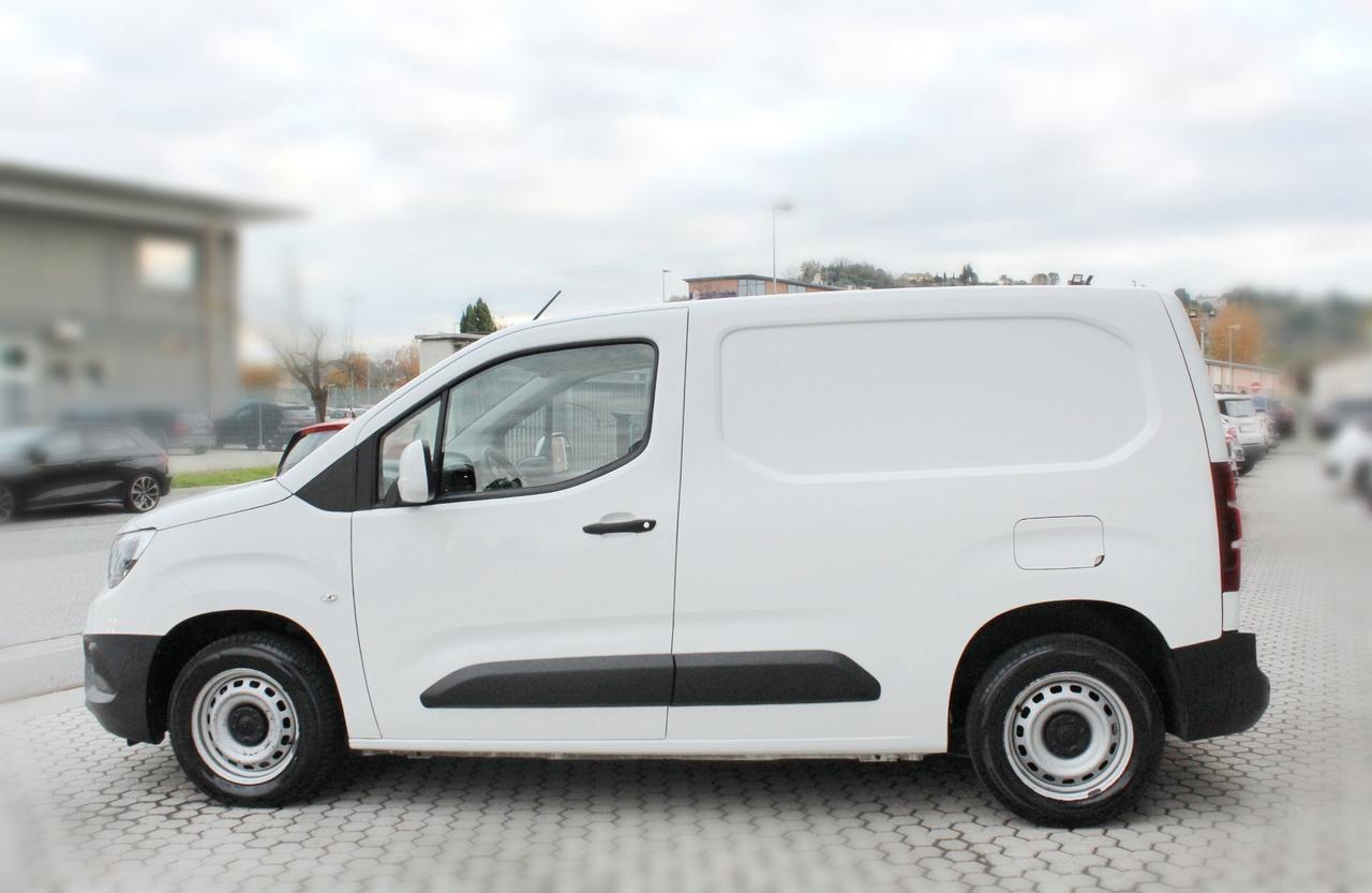 Opel Combo Cargo 1.5 Diesel 100CV S&S PC 650kg Edition ***BLACK WEEK -5% di sconto***
