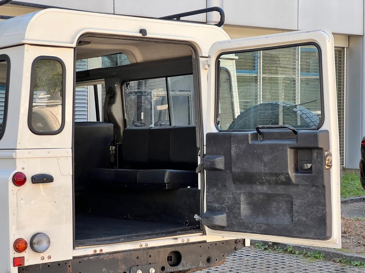 Land Rover Defender 110 ~Gancio di traino~8 posti~Aria condizionata~Pelle
