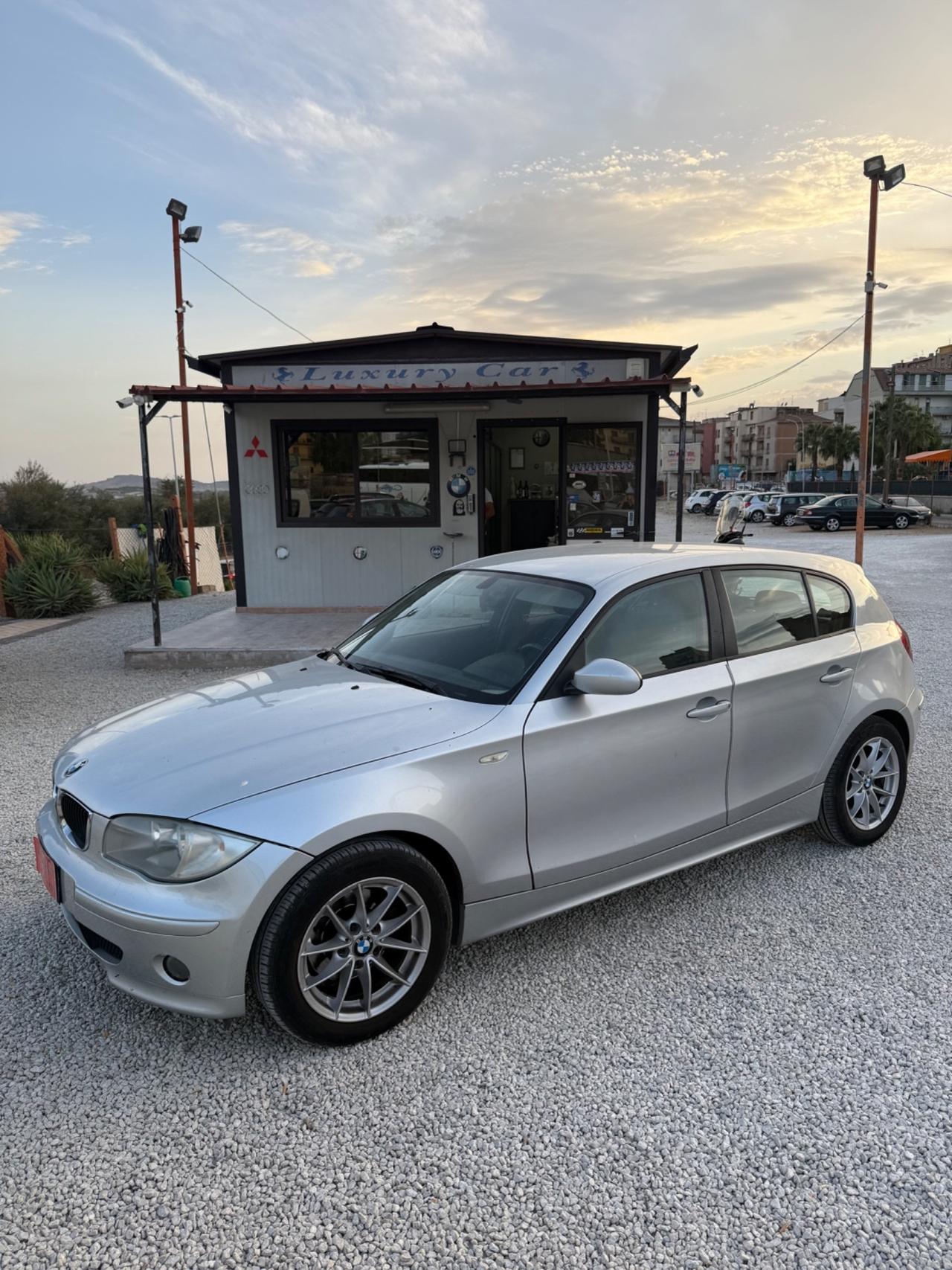 Bmw 120 120d cat 5 porte Eletta