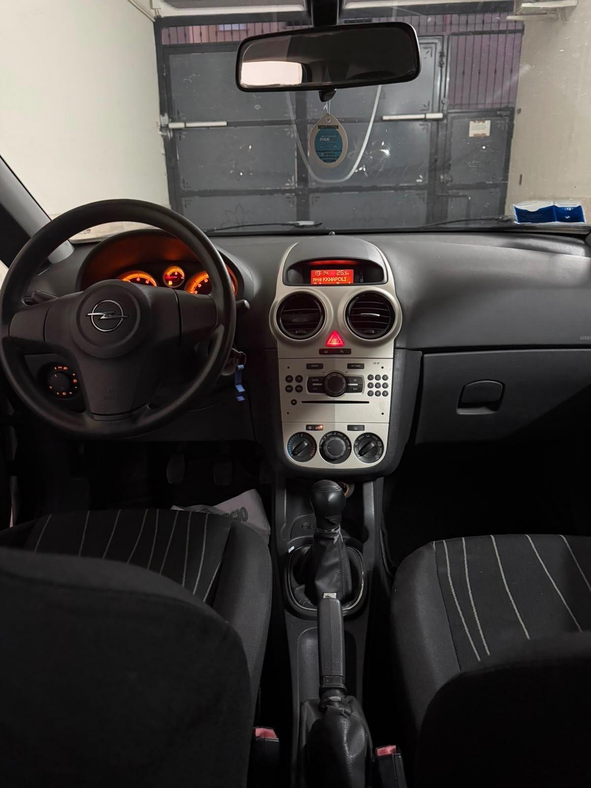 Opel Corsa 1.0 12V 3 porte Club