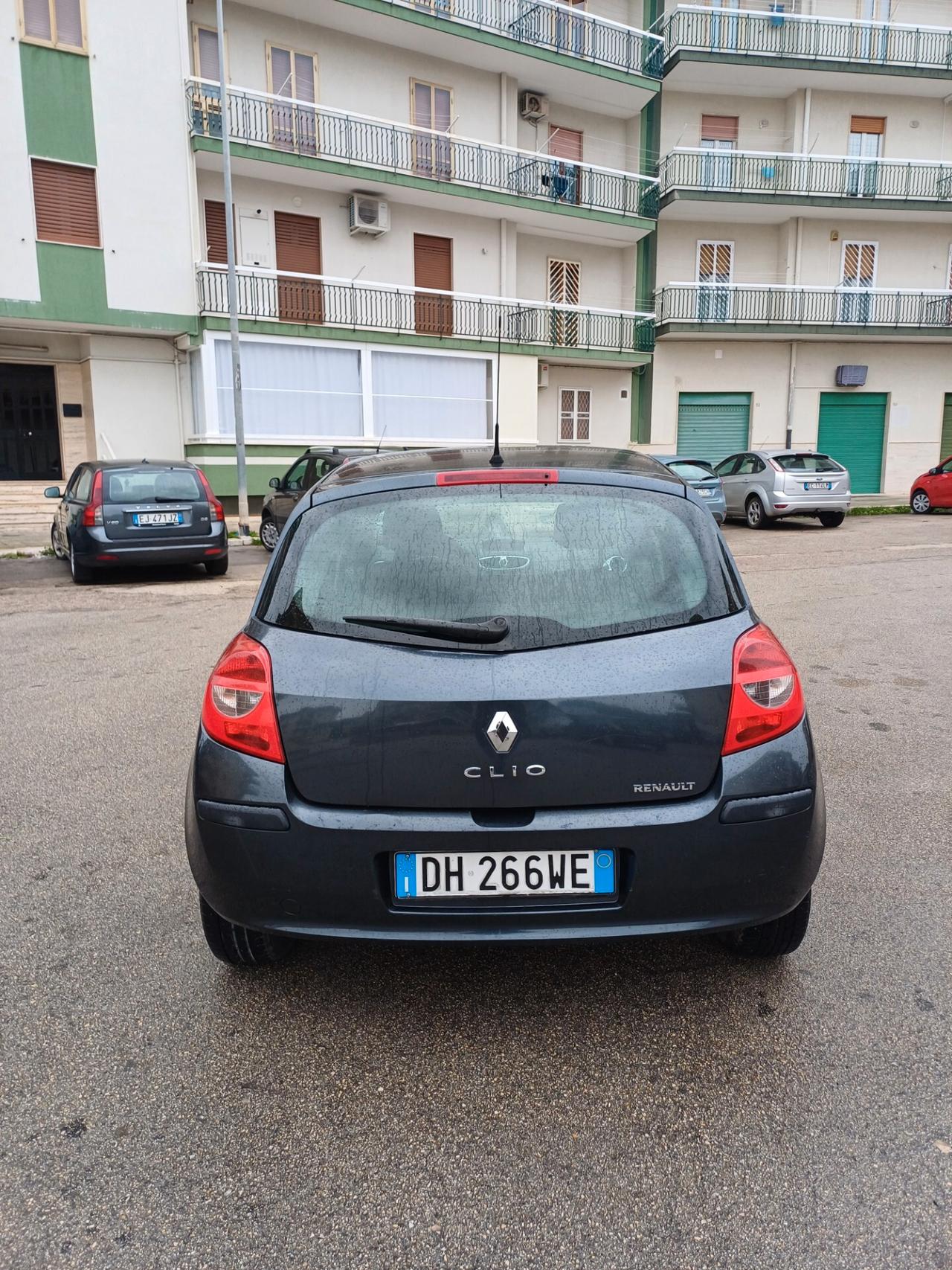 Renault Clio Storia 1.2 5 porte GPL Confort