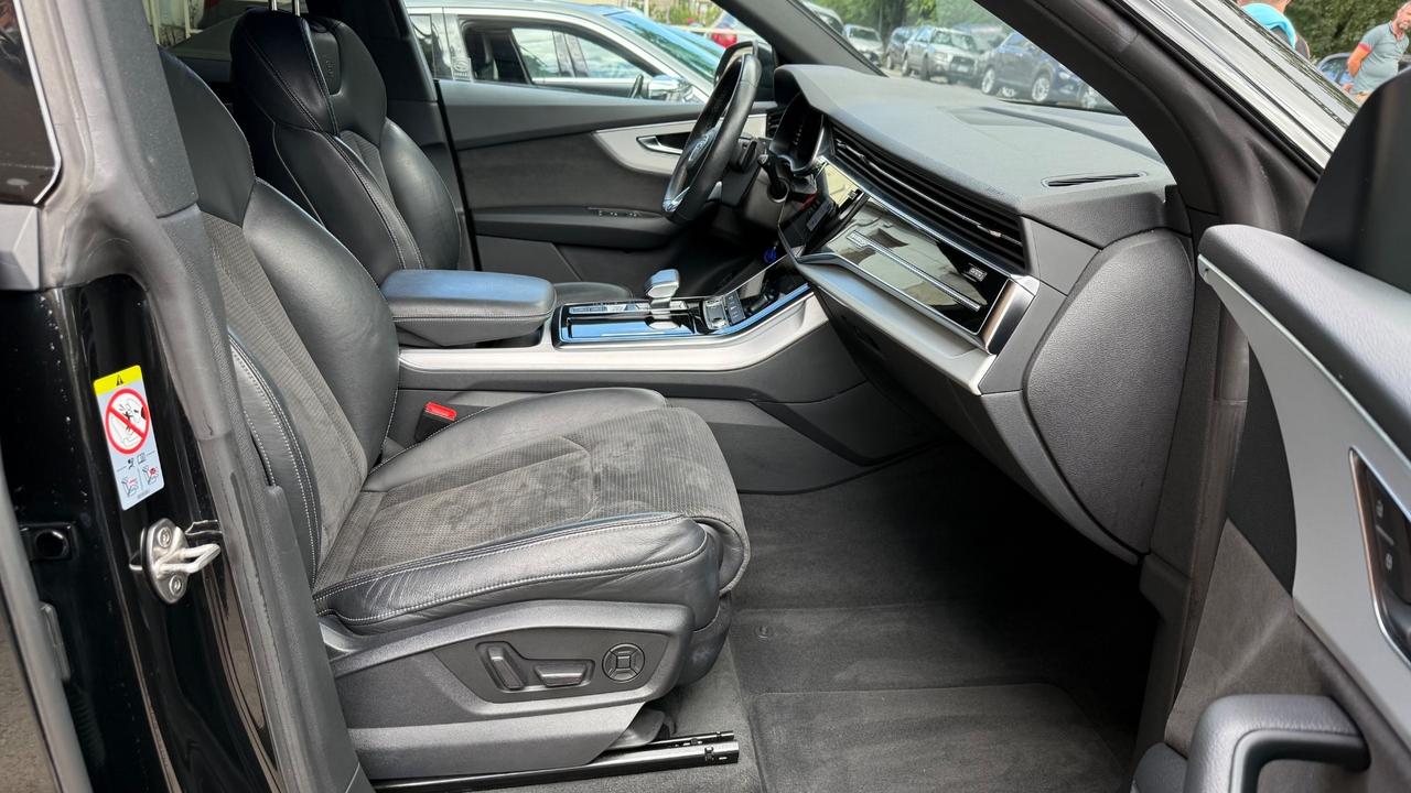 Audi Q8 50 TDI 286 CV quattro S-Line