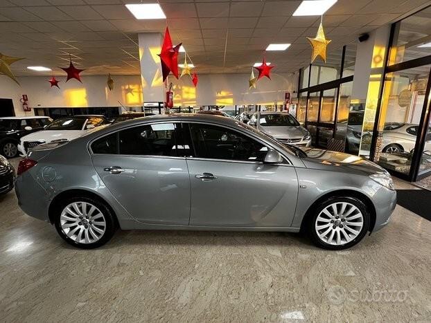 OPEL INSIGNIA 2.0 DIESEL 130CV COSMO del 2012