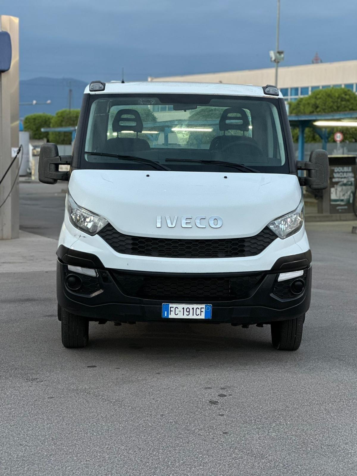 Iveco Dailly metano cc 3.0 passo 3.45