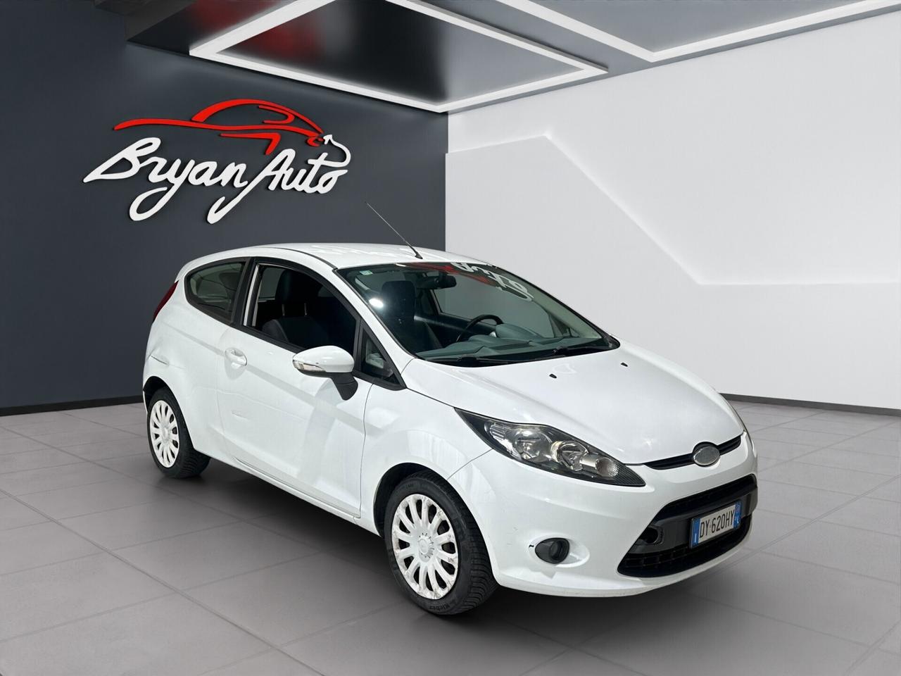Ford Fiesta 1.4 TDCi 68CV 3 porte Titanium
