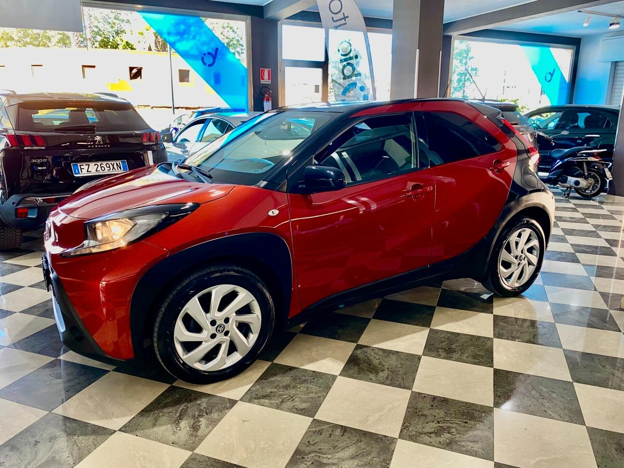 Toyota Aygo X 1.0 VVT-i 72 CV 5 porte Lounge-2022