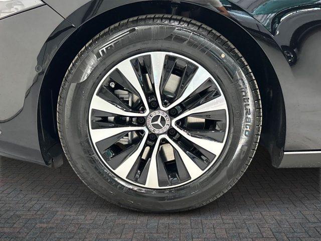 MERCEDES-BENZ A 180 d Automatic Advanced
