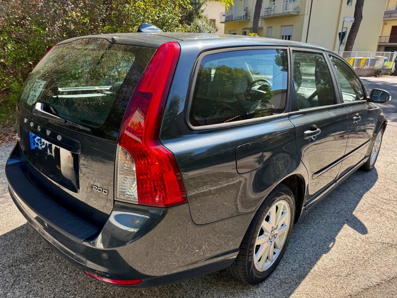 Volvo V50 2.4 D5 cat Summum